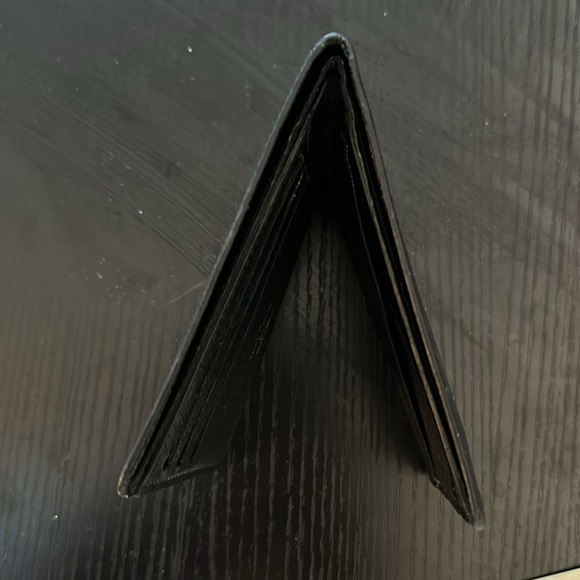 Louis Vuitton Vintage Black Taiga Leather Slim Wallet - Picture 9 of 12